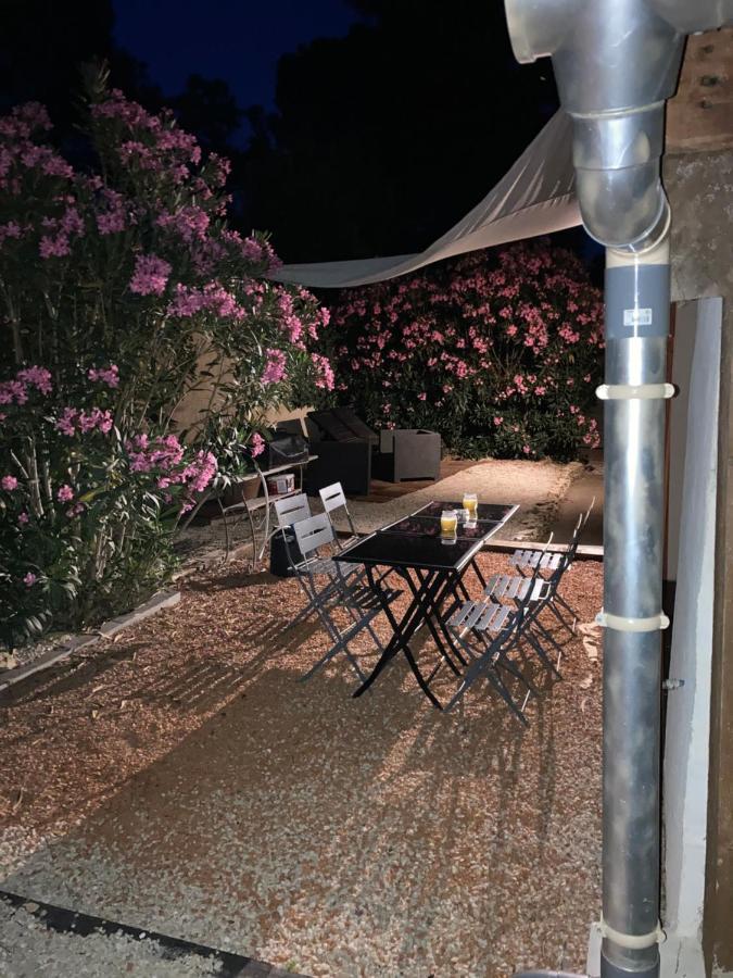 Au Coeur De La Pinede De 1 A 4 Personnes Villa Langlade Eksteriør bilde