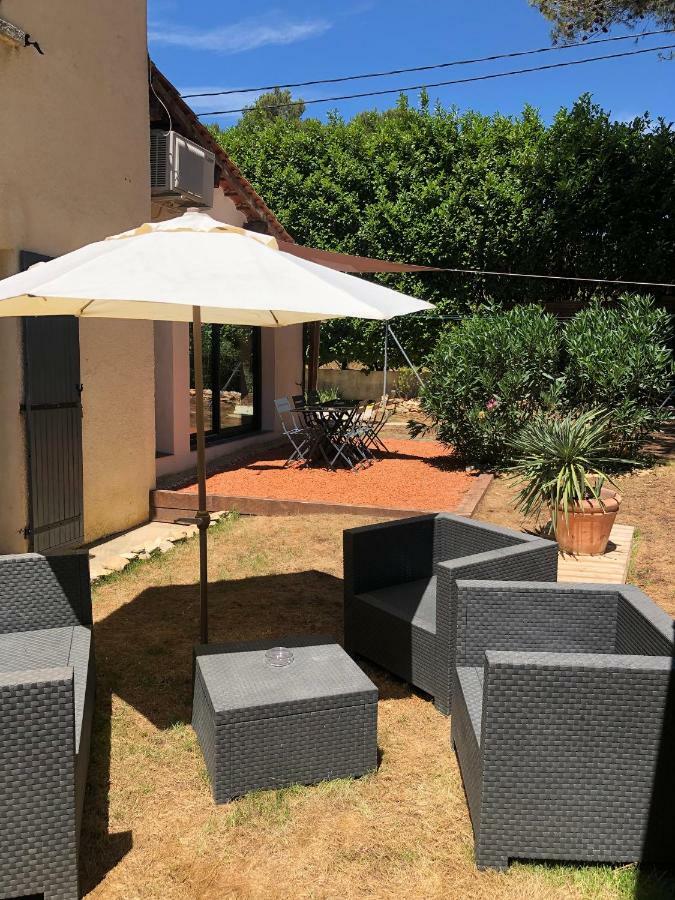 Au Coeur De La Pinede De 1 A 4 Personnes Villa Langlade Eksteriør bilde